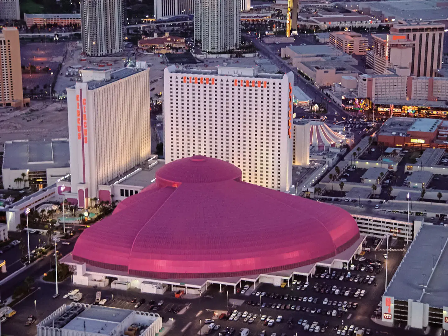 Circus Circus Hotel & Casino EXTERIOR