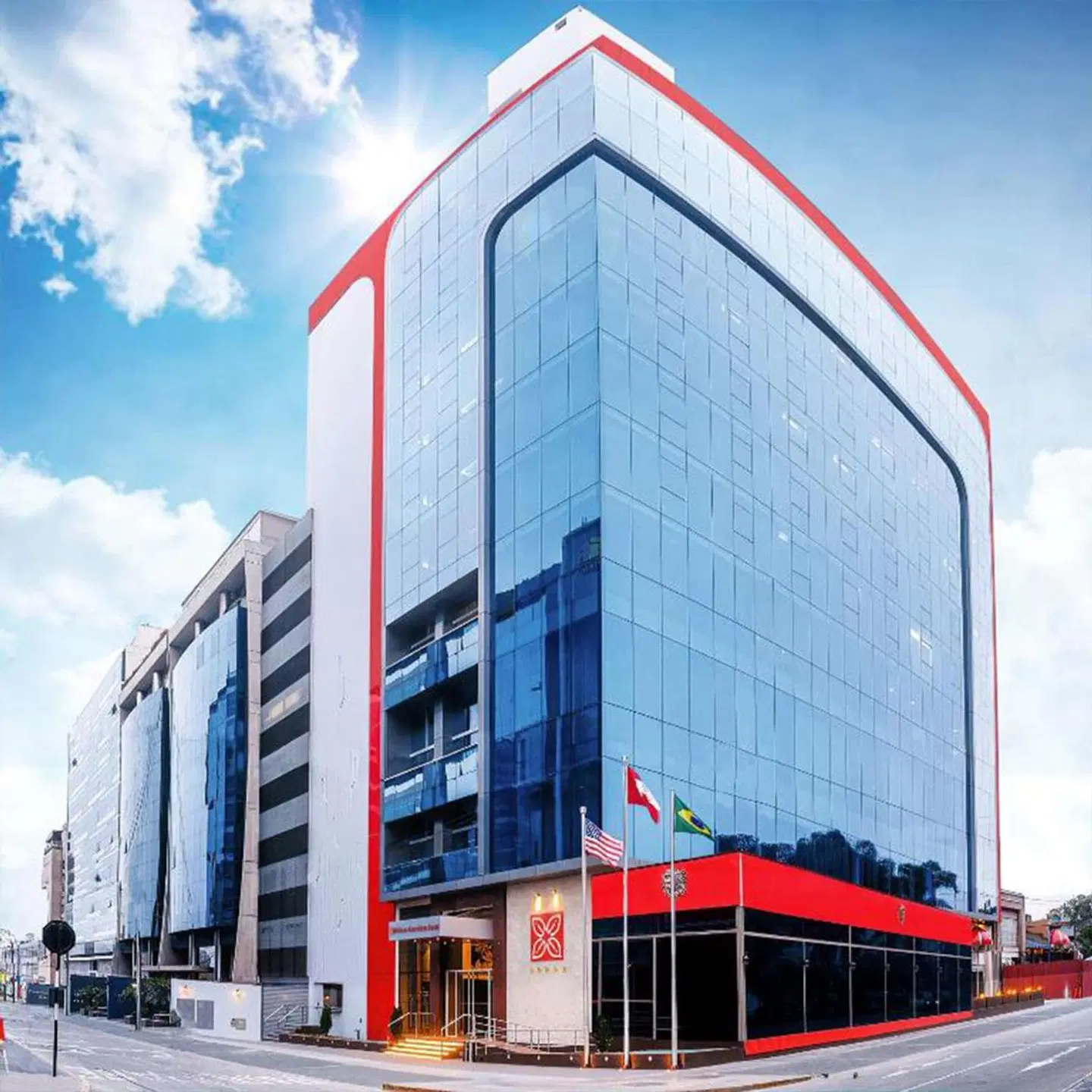 Hilton Garden Inn Lima Surco EXTERIOR