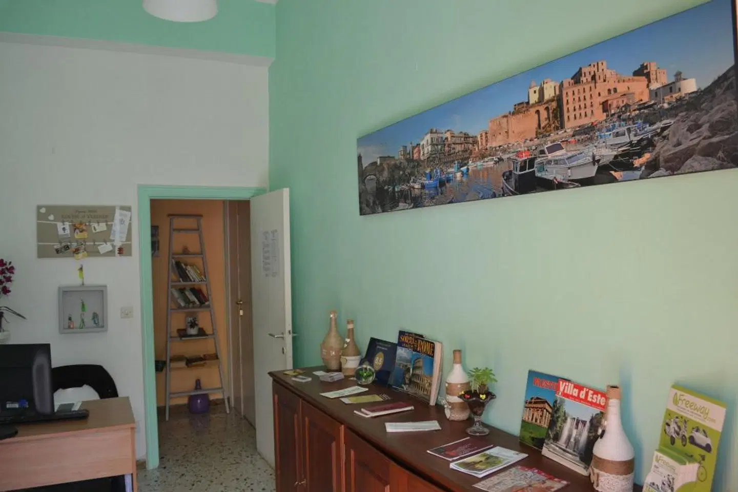 Sorrento Experience ROOM_EXAMPLE