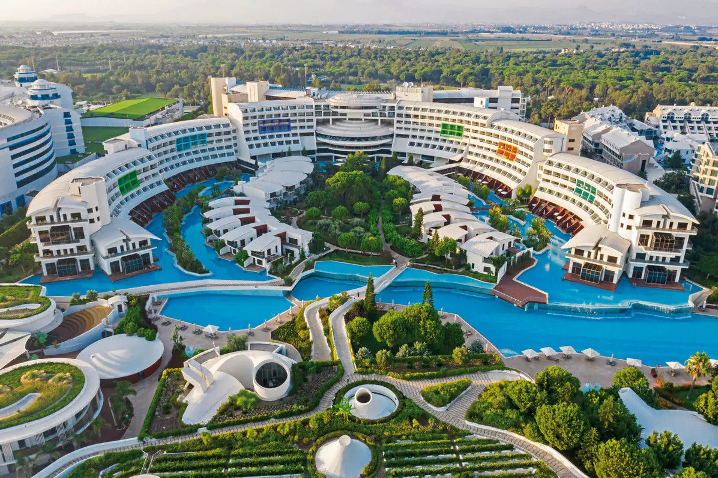 Cornelia Diamond Golf Resort & Spa EXTERIOR
