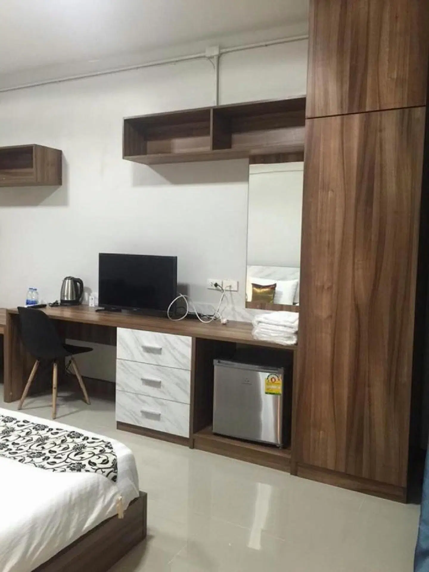 Tree Place ROOM_EXAMPLE