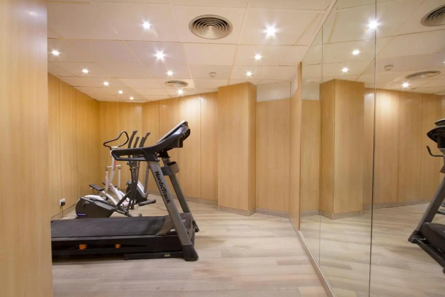 Hotel Garbí Mil·lenni SPORTS_AND_LEISURE