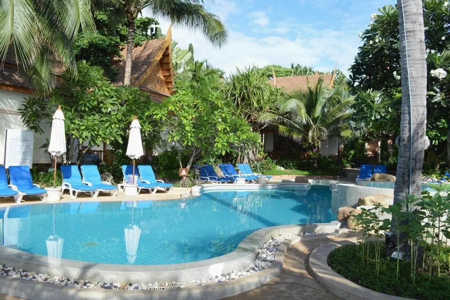 Thai House Beach Resort OUTDOOR_POOL