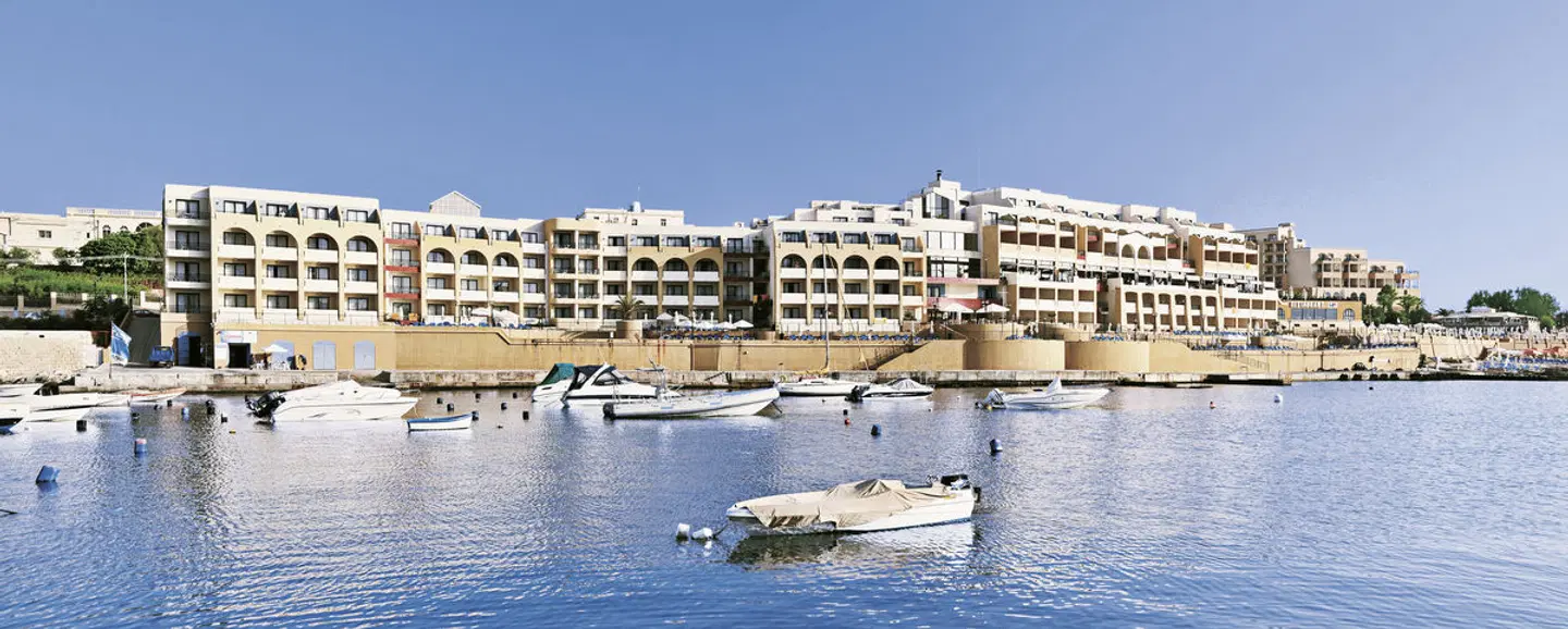 Verdi St. George's Bay Marina EXTERIOR