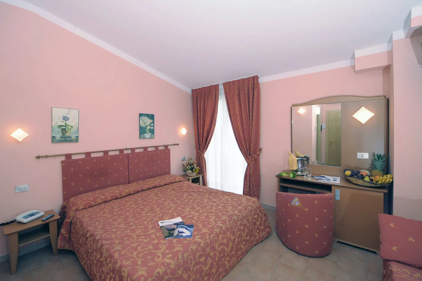 Villa Paradiso ROOM_EXAMPLE