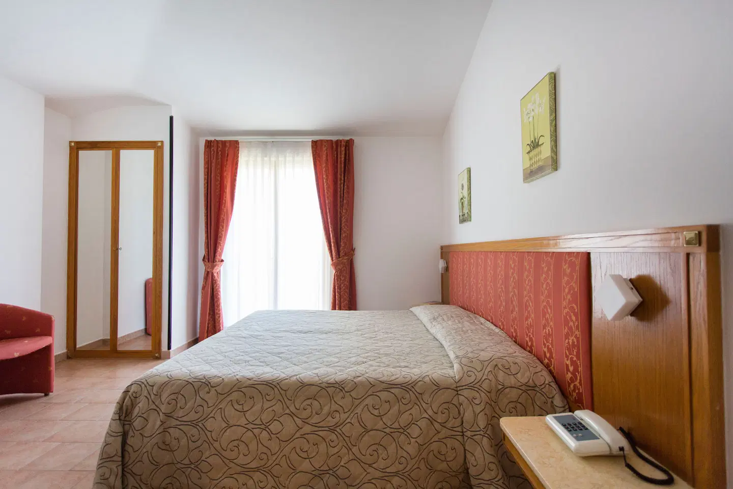 Villa Paradiso ROOM_EXAMPLE