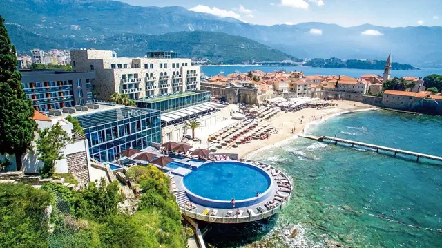 Avala Resort & Villas EXTERIOR