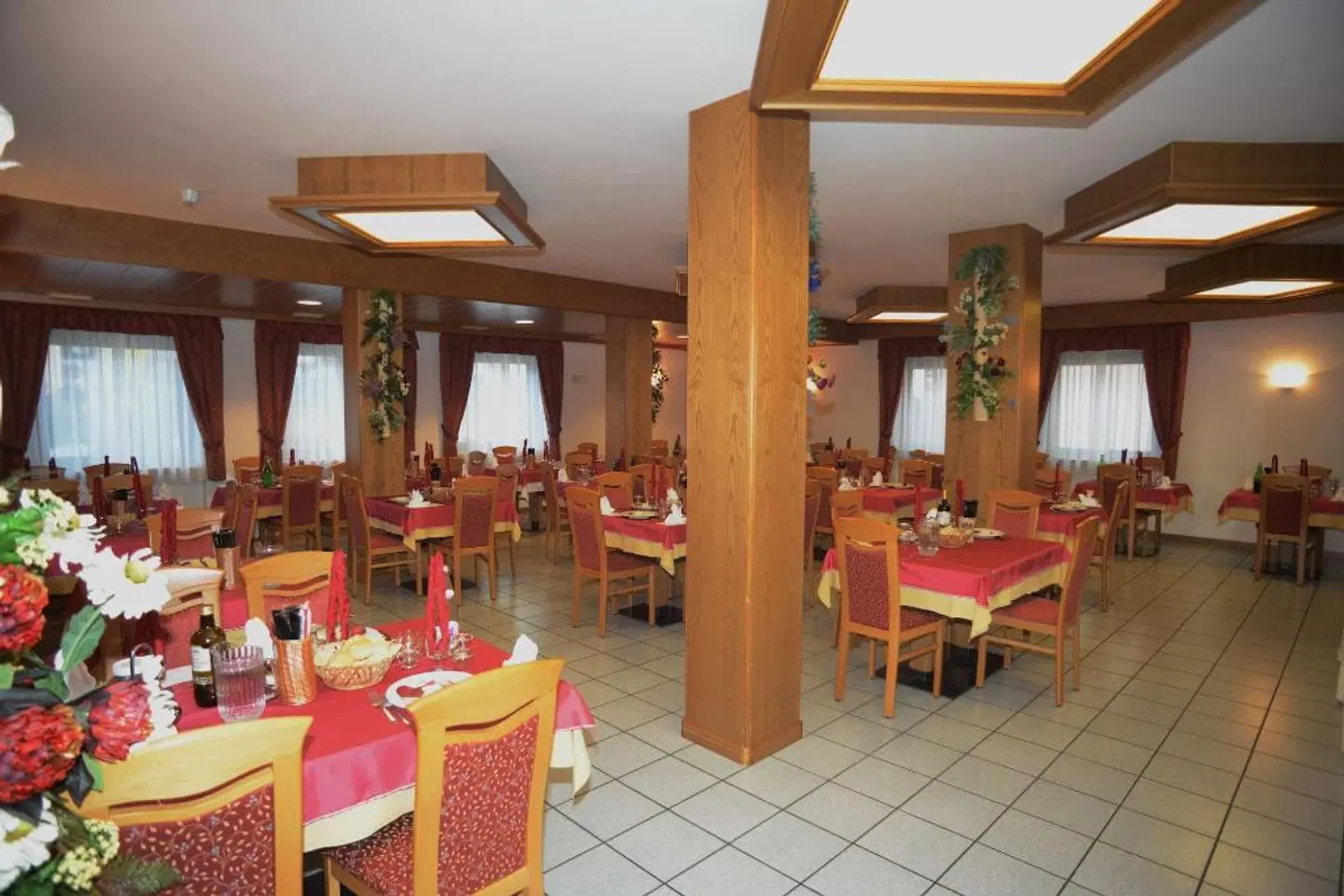 Hotel Canada Restaurant