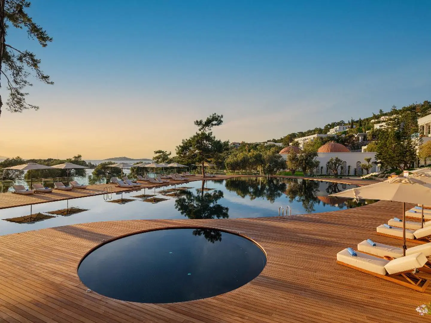 Rixos Premium Bodrum OUTDOOR_POOL