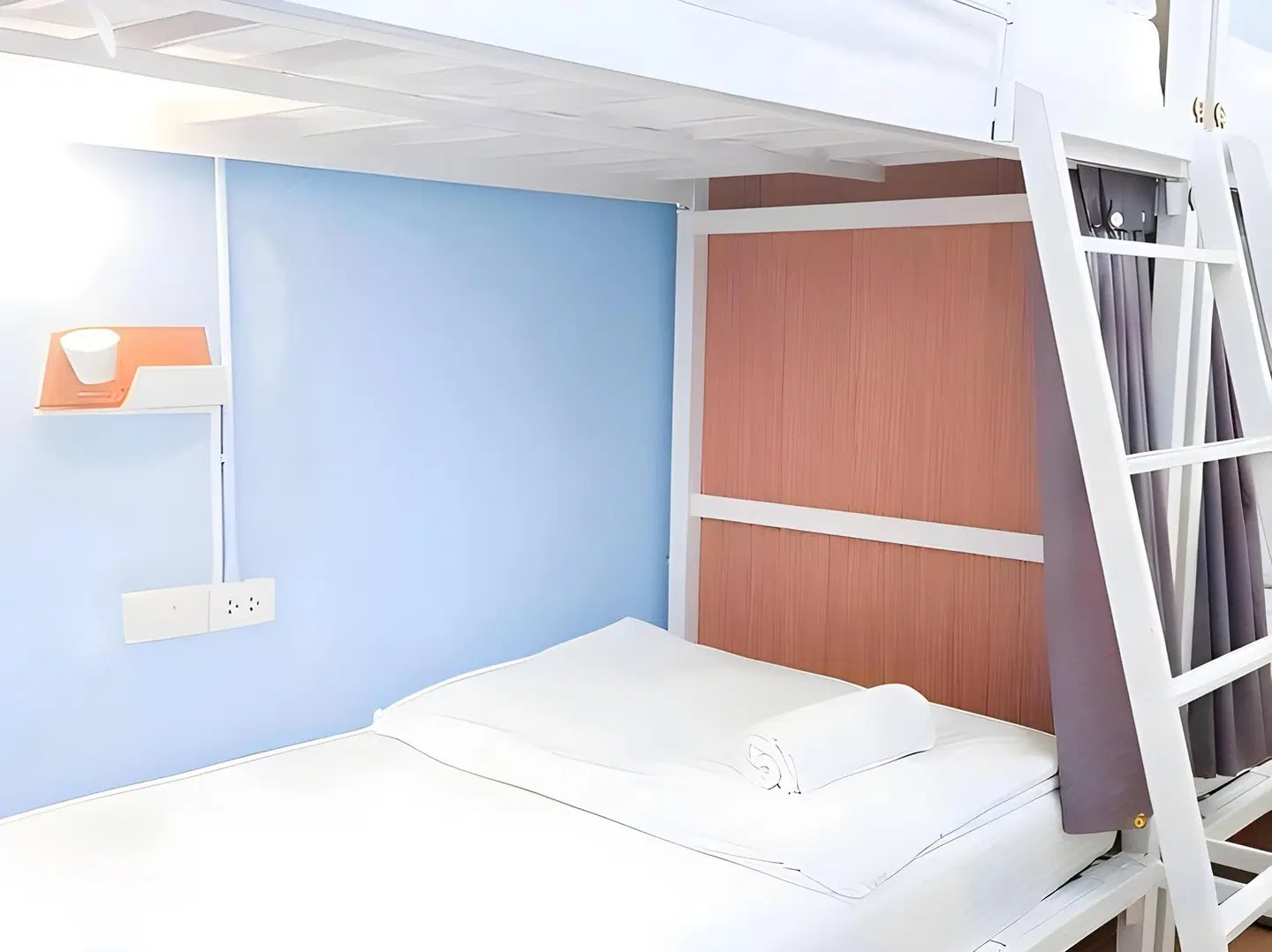 Ease Hostel ROOM_EXAMPLE
