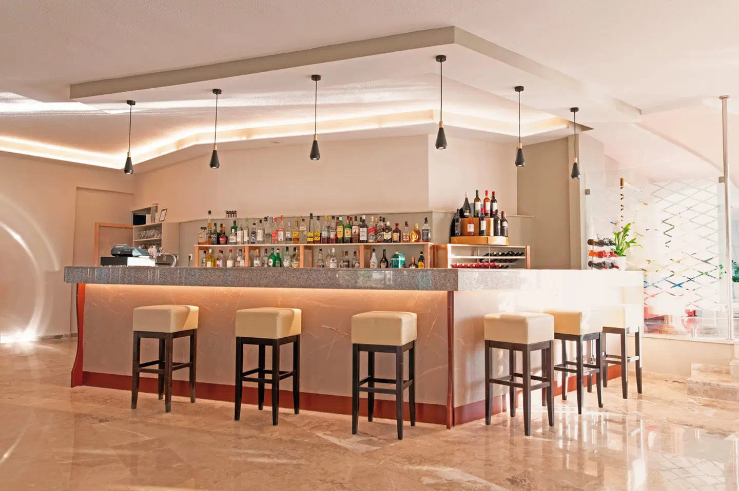 Costa Angela Bar