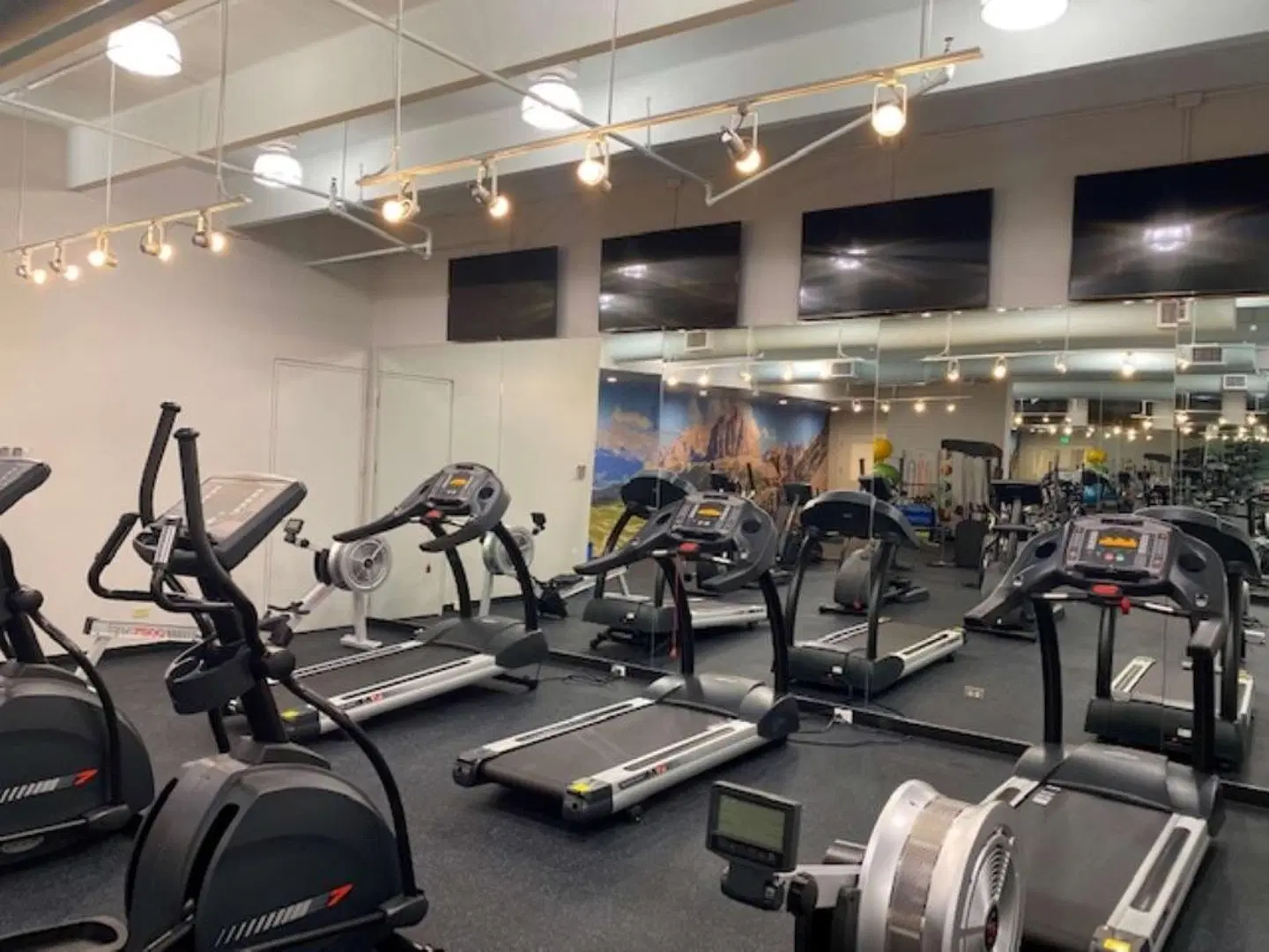 Best Western Denver East SPORTS_AND_LEISURE