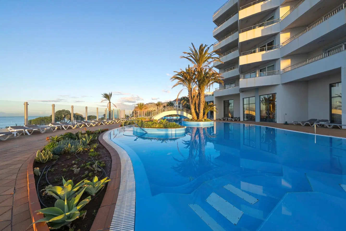 Pestana Grand Premium Ocean Resort OUTDOOR_POOL