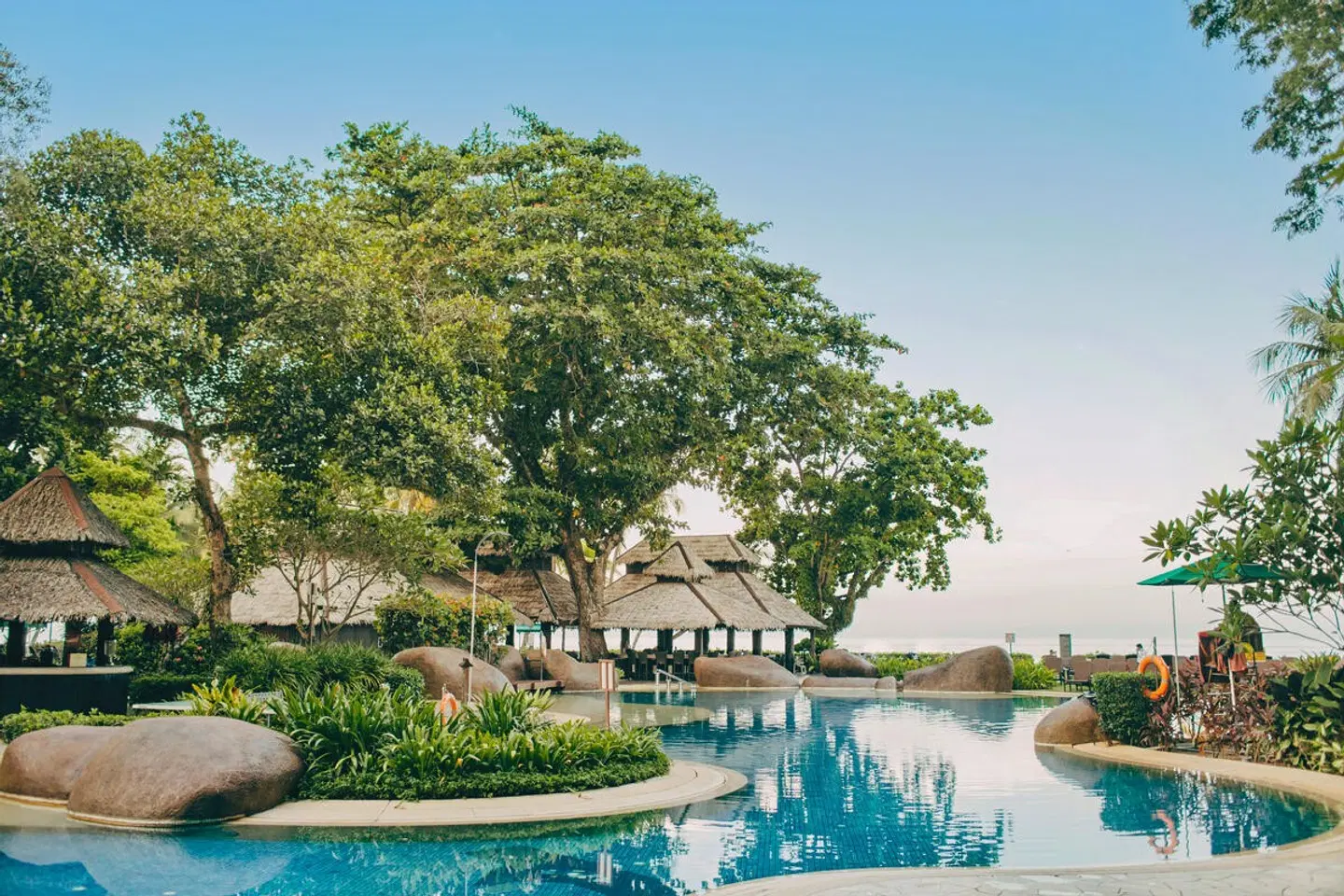 Shangri-La Rasa Sayang OUTDOOR_POOL