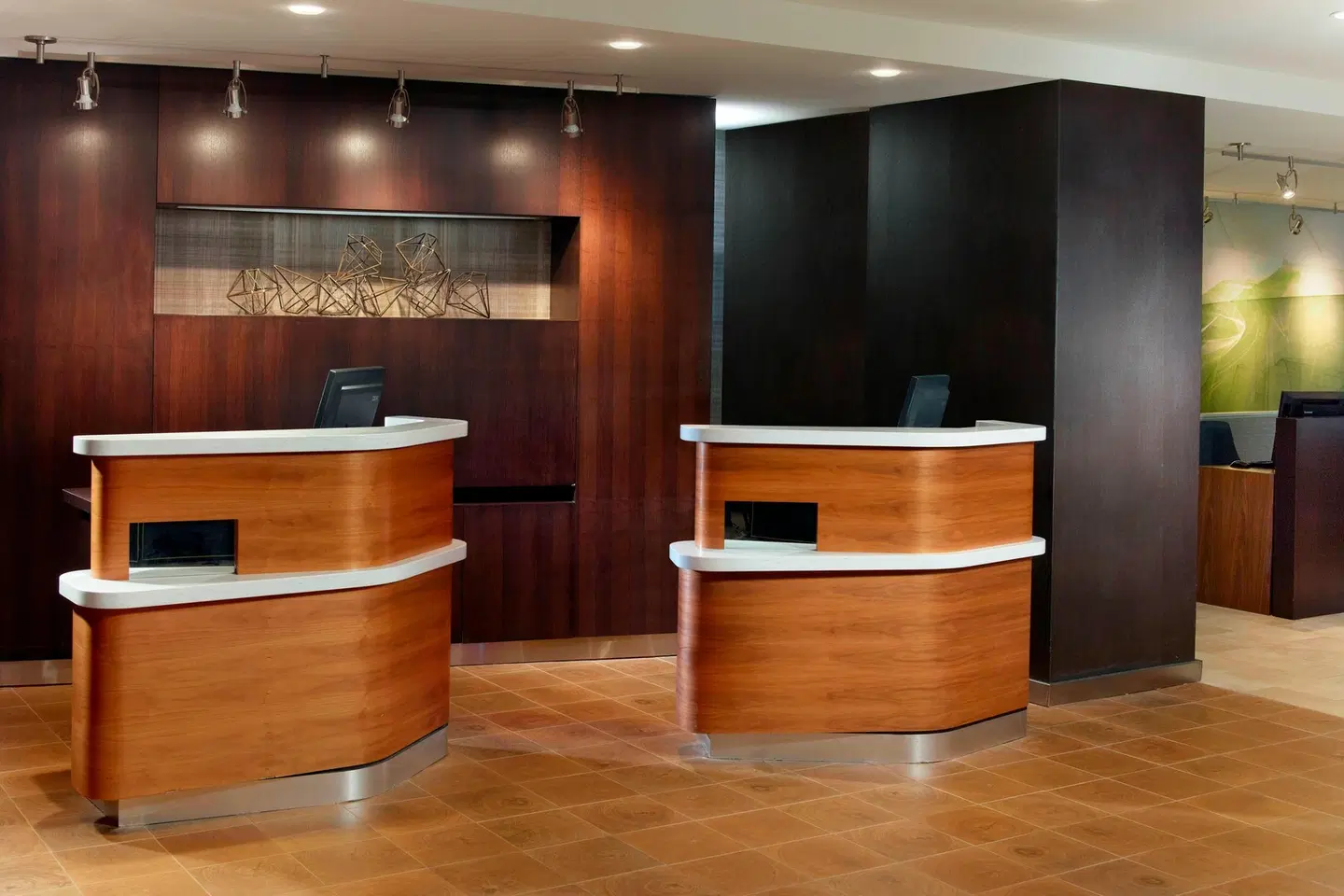 Courtyard by Marriott Atlanta Perimeter Center Bar
