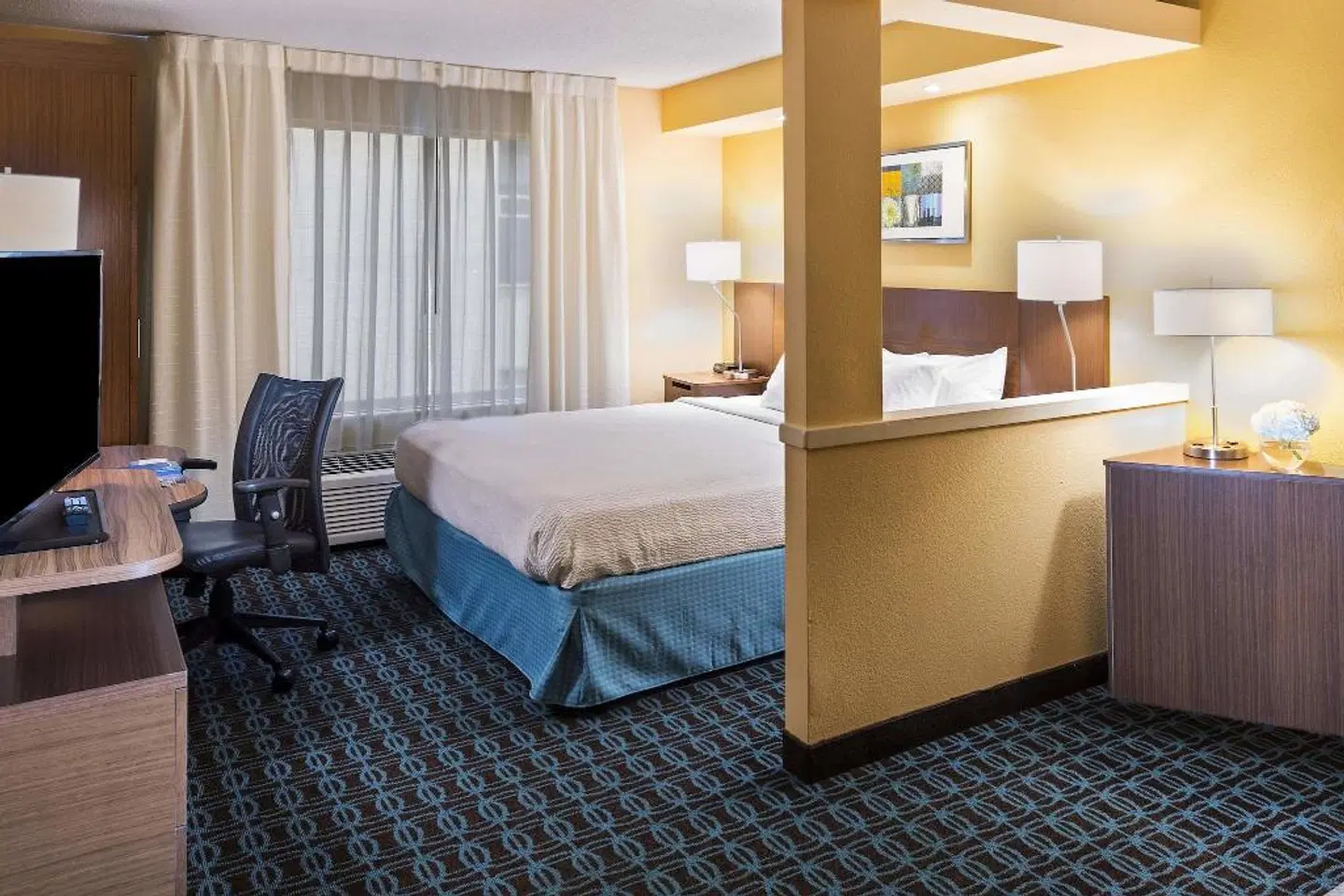 Fairfield Inn & Suites by Marriott Atlanta Buckhead ROOM_EXAMPLE