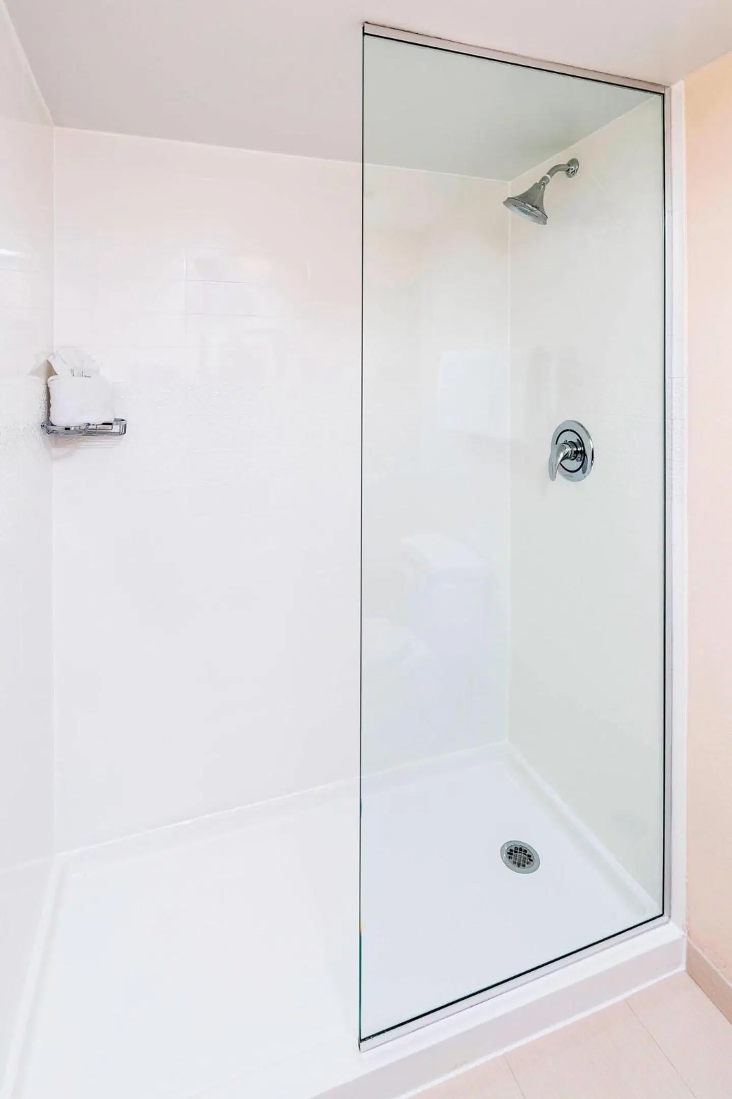 Fairfield Inn & Suites by Marriott Atlanta Buckhead Badezimmer
