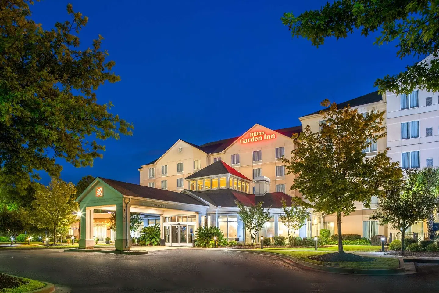 Hilton Garden Inn Augusta EXTERIOR