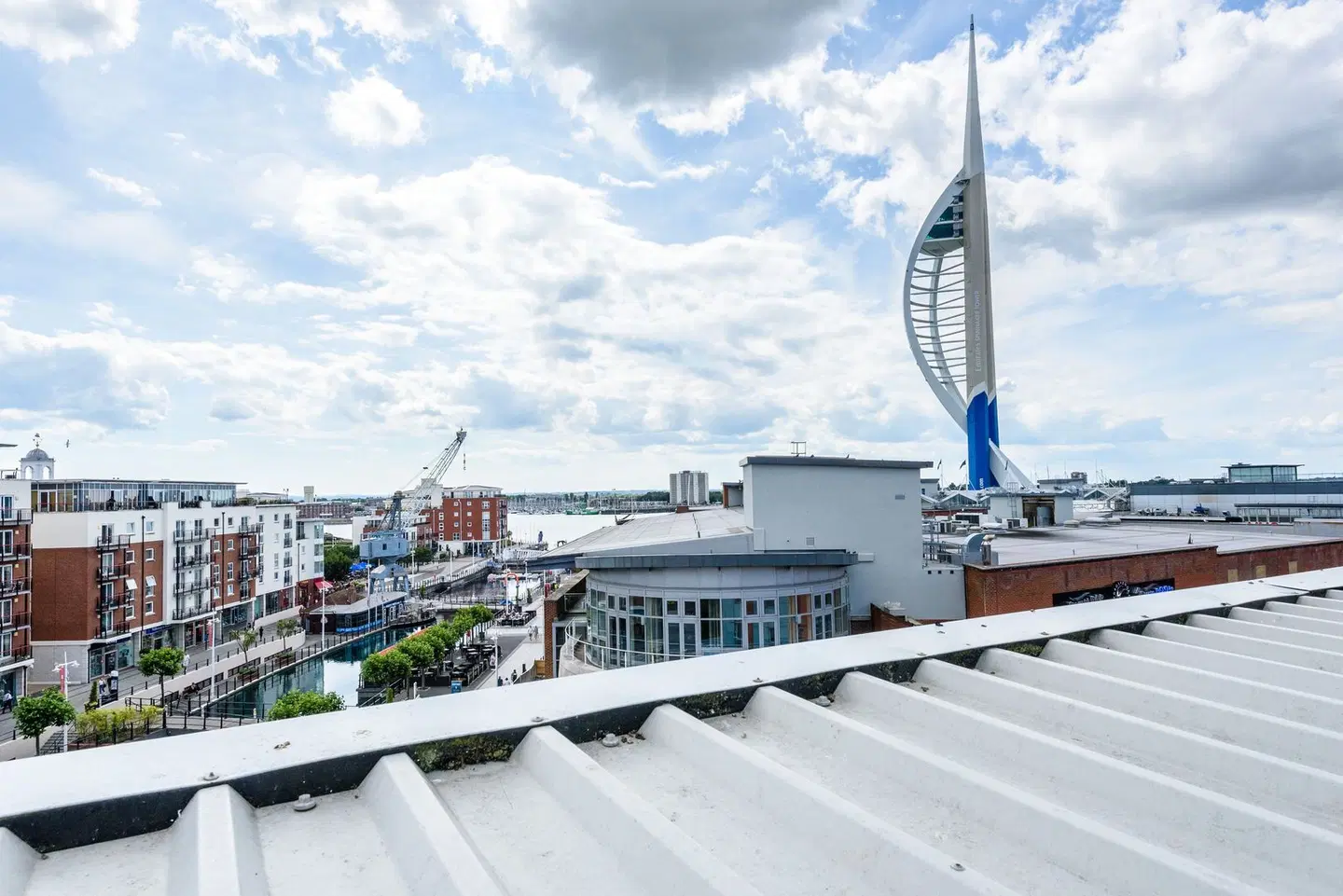 Holiday Inn Express Portsmouth - Gunwharf Quays Terrasse