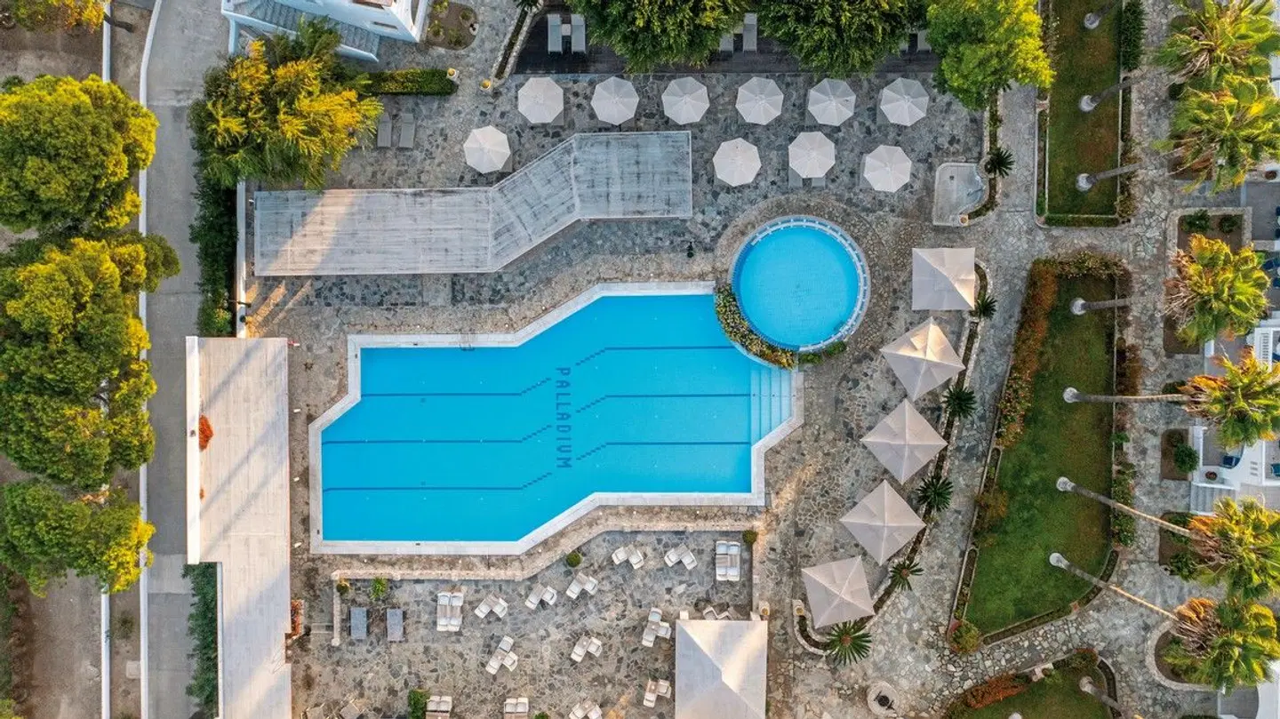 Palladium OUTDOOR_POOL