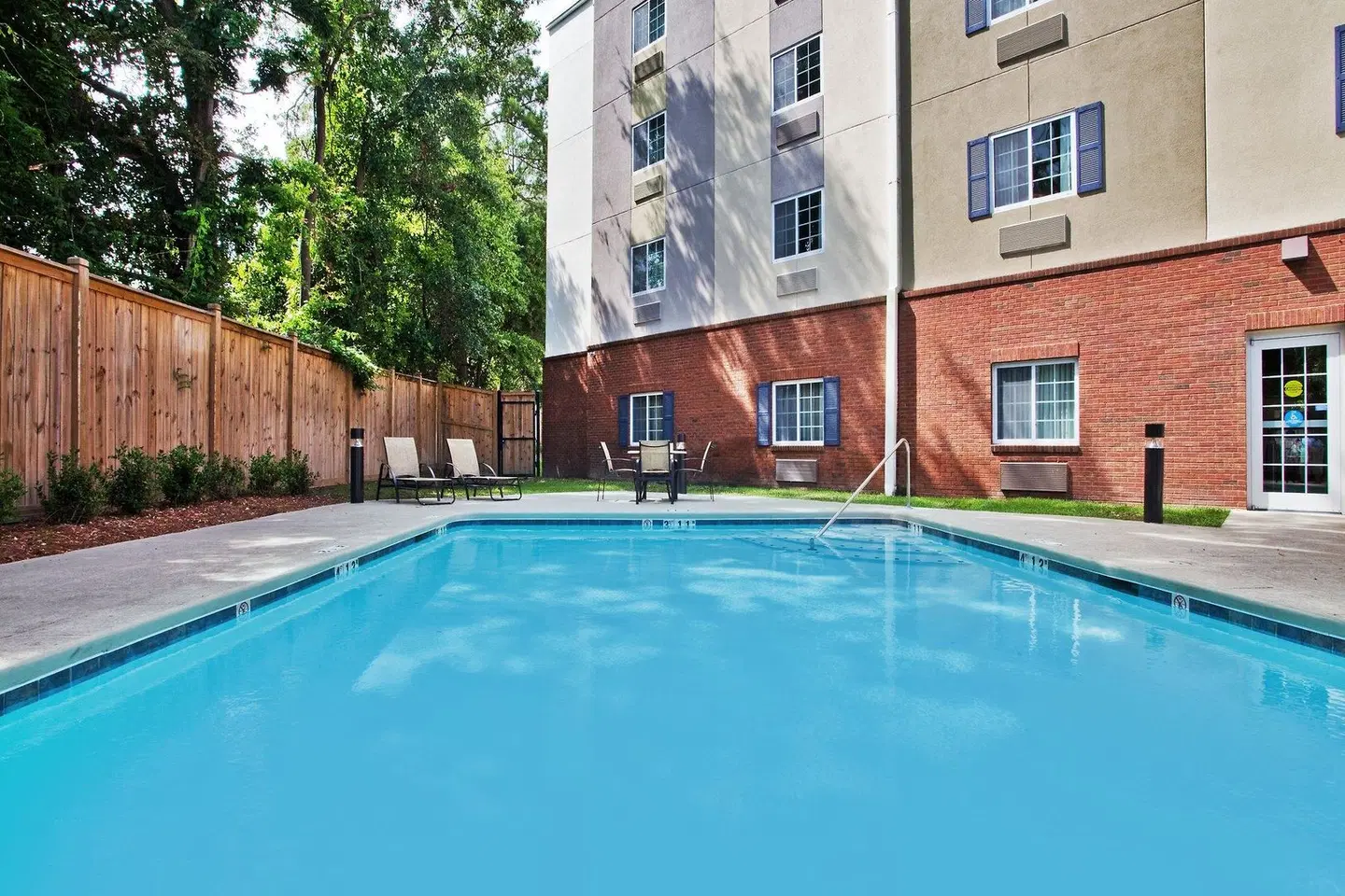 Candlewood Suites Columbus South / Fort Benning by IHG OUTDOOR_POOL