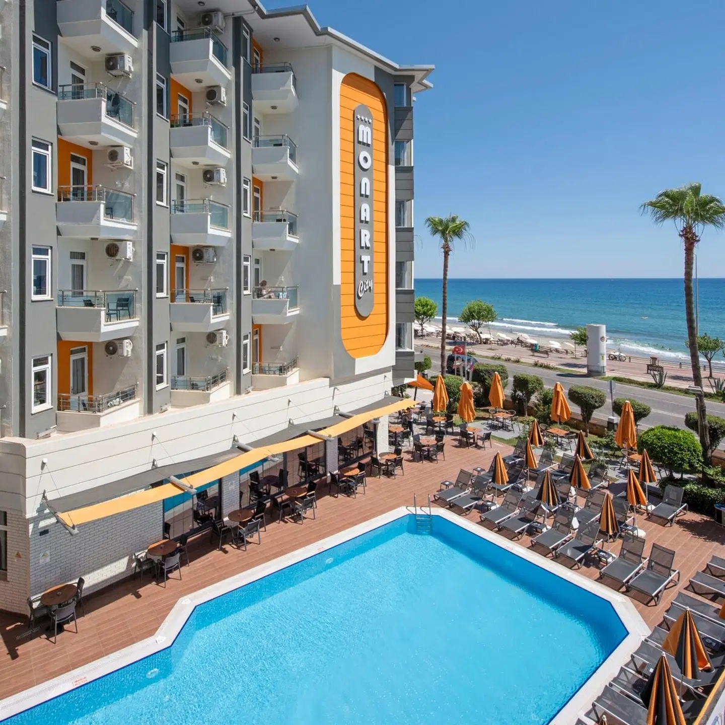 Monart City OUTDOOR_POOL