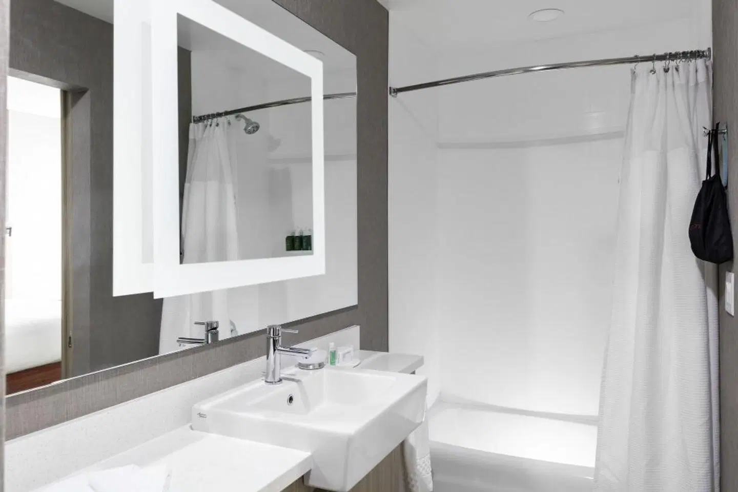 SpringHill Suites by Marriott Atlanta Alpharetta/Roswell Badezimmer