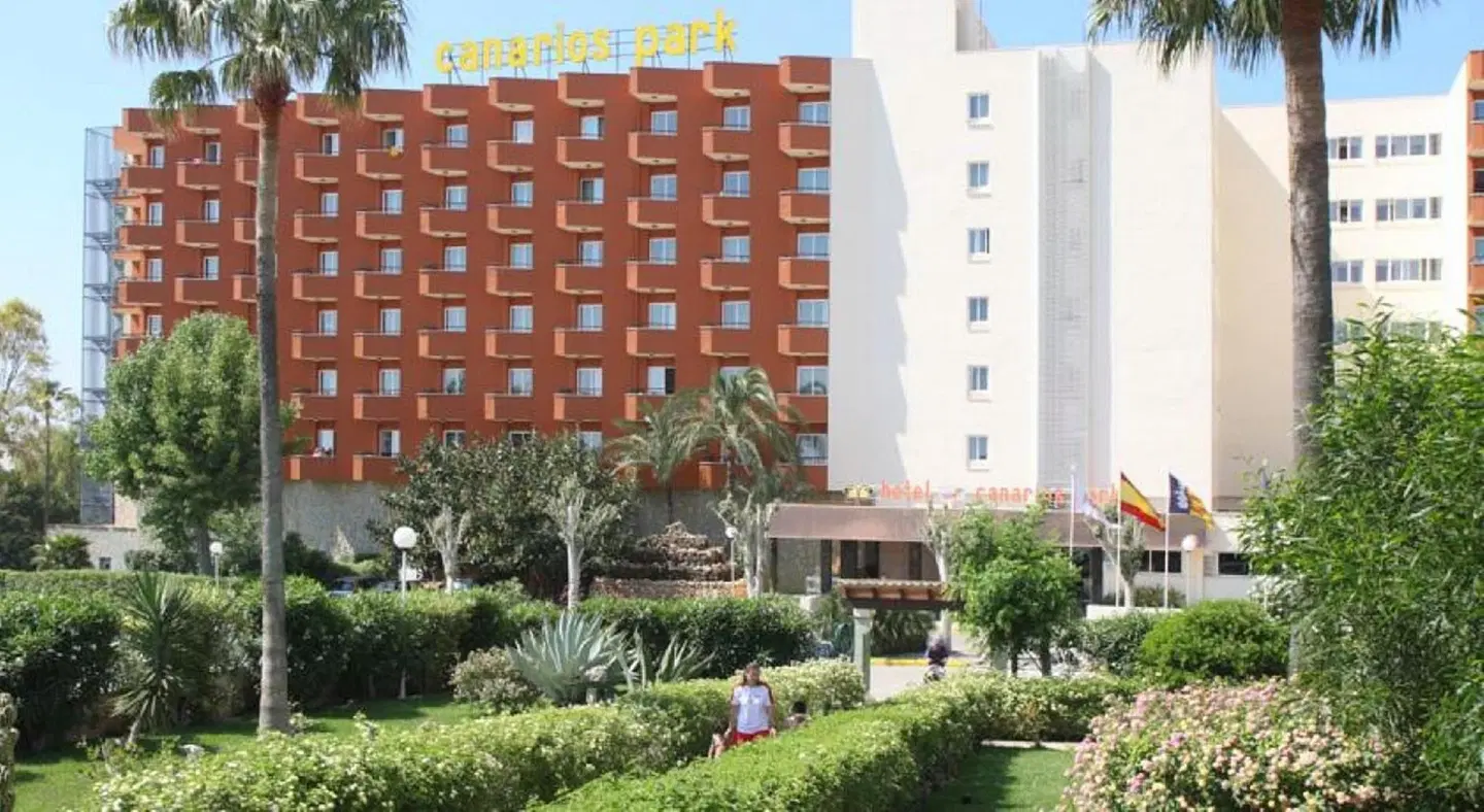 HSM Canarios Park EXTERIOR