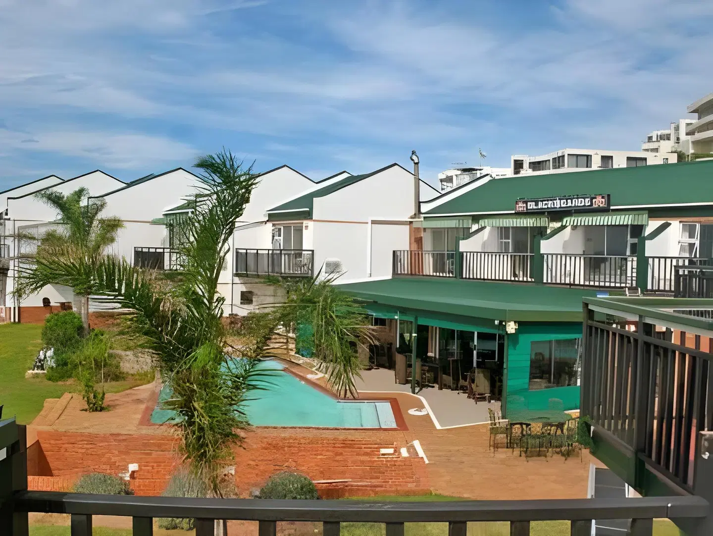 The Chapman Hotel & Conference Centre EXTERIOR