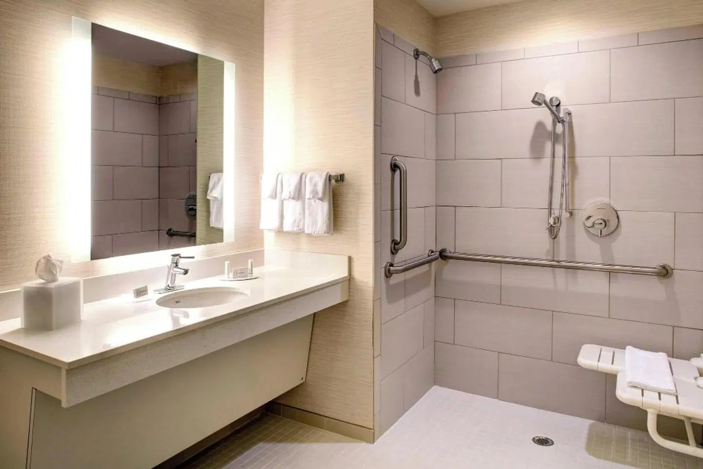 Fairfield by Marriott Inn & Suites Atlanta Stockbridge Badezimmer