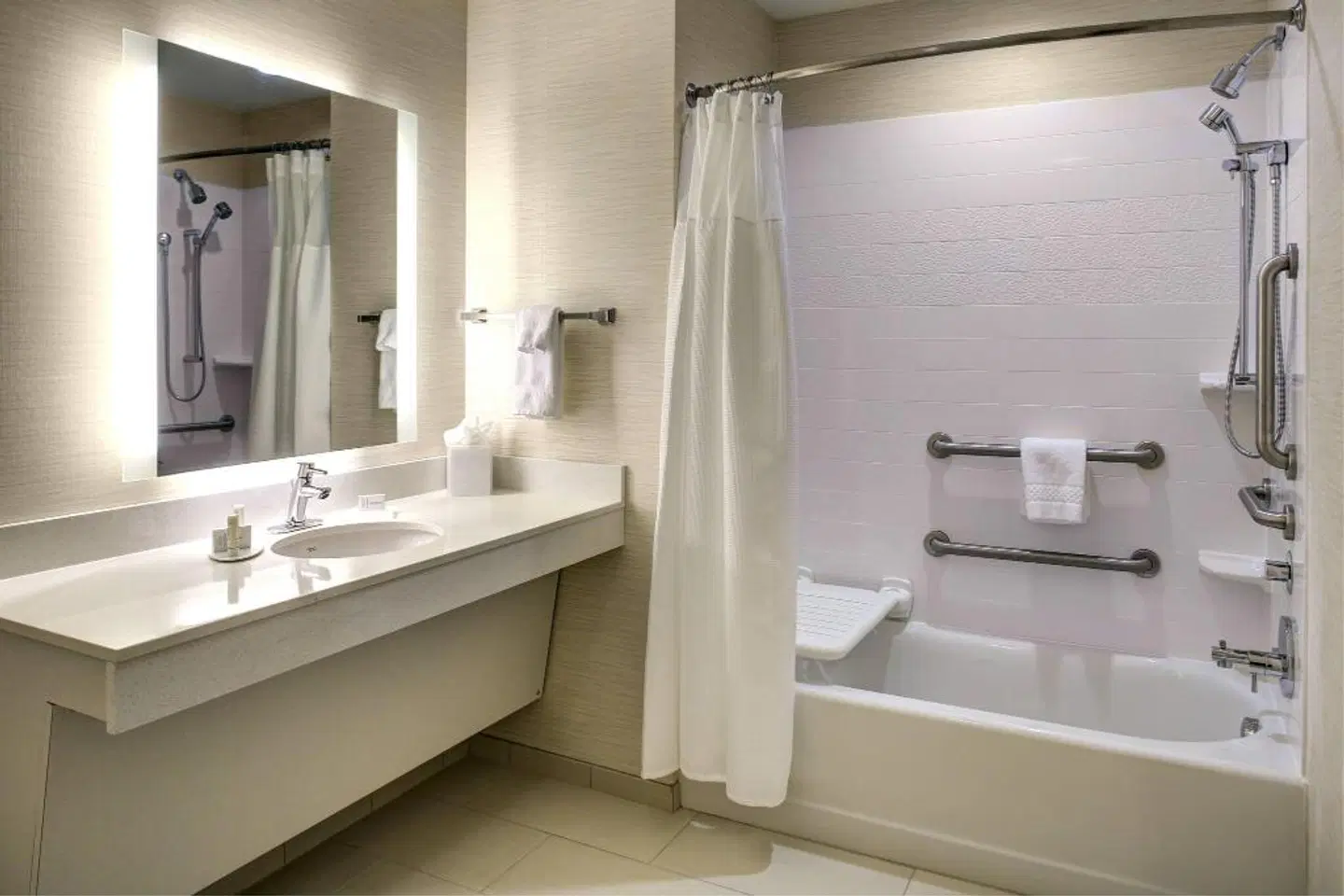 Fairfield by Marriott Inn & Suites Atlanta Stockbridge Badezimmer