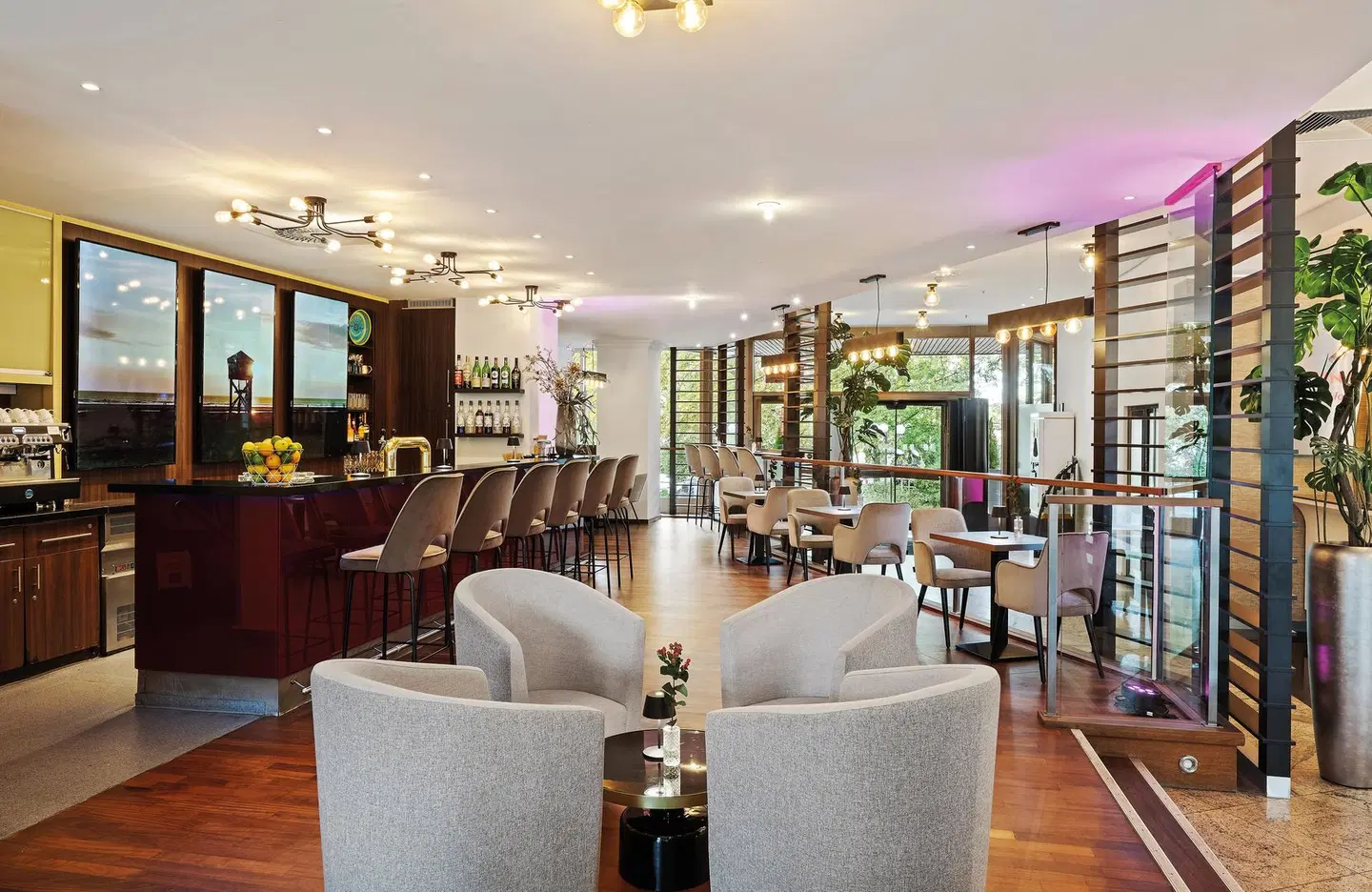 Leonardo Royal Hotel Frankfurt Bar