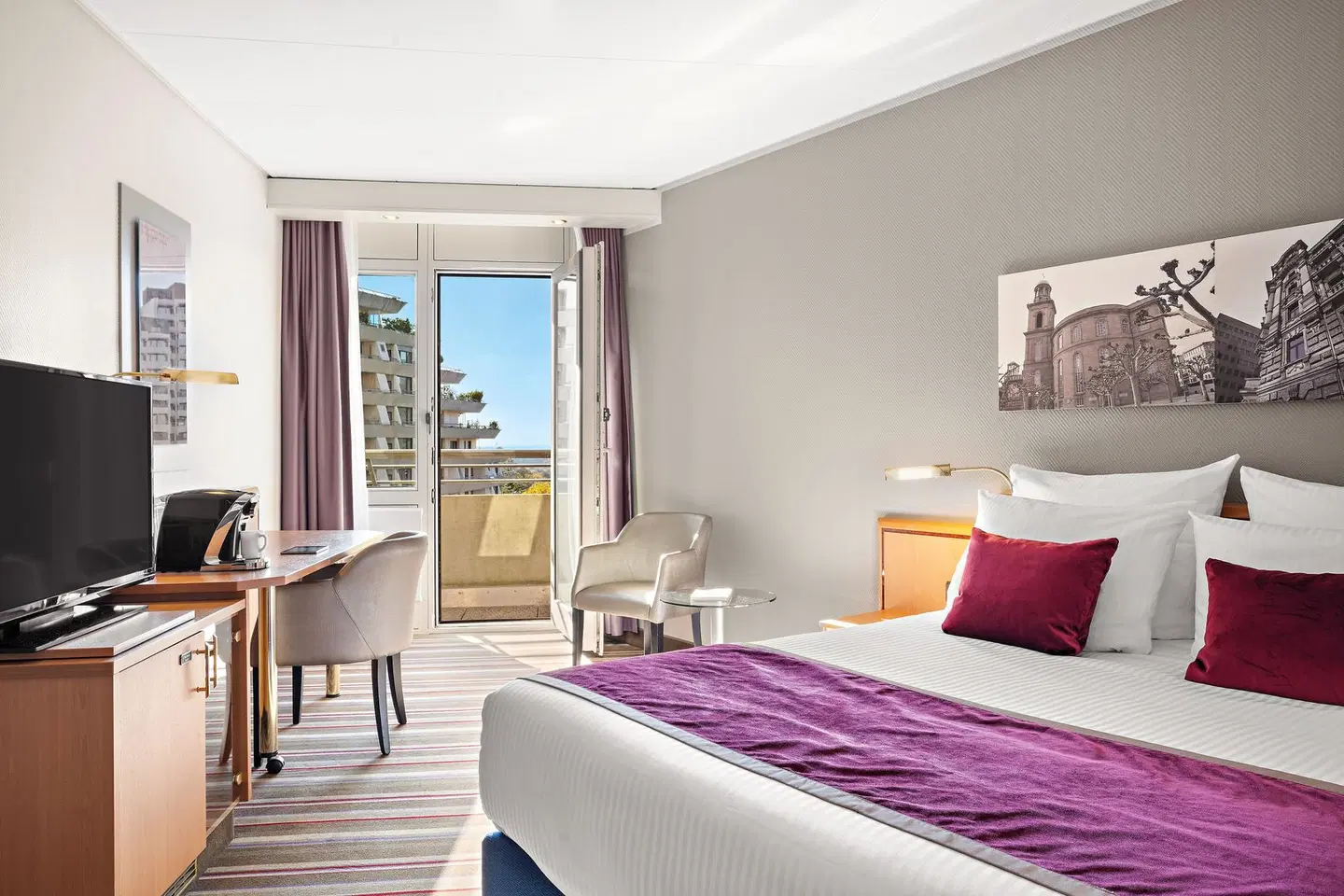 Leonardo Royal Hotel Frankfurt ROOM_EXAMPLE