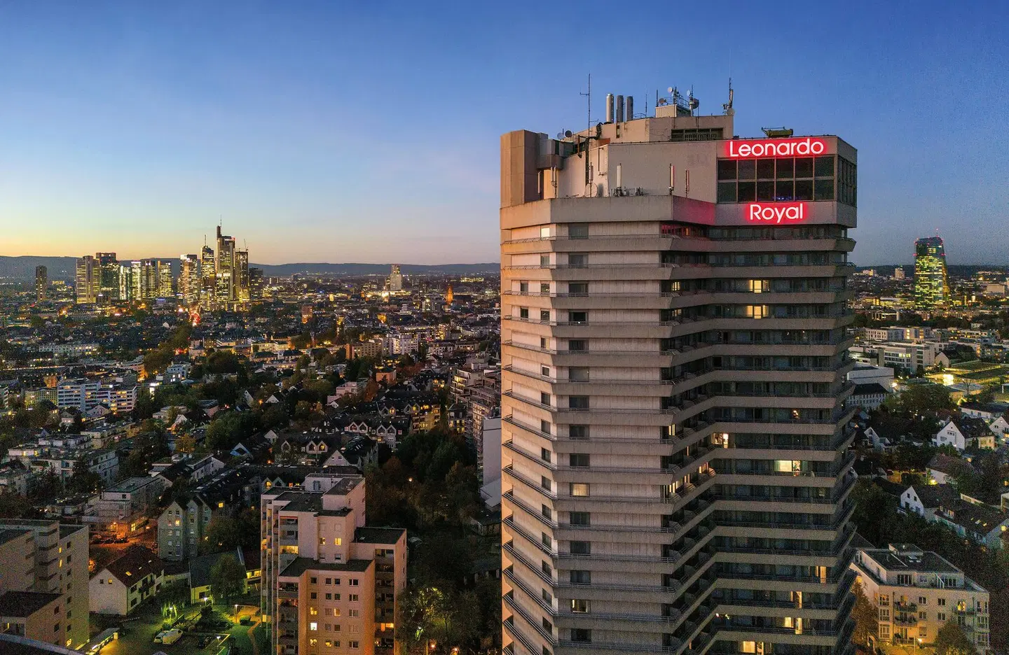 Leonardo Royal Hotel Frankfurt EXTERIOR