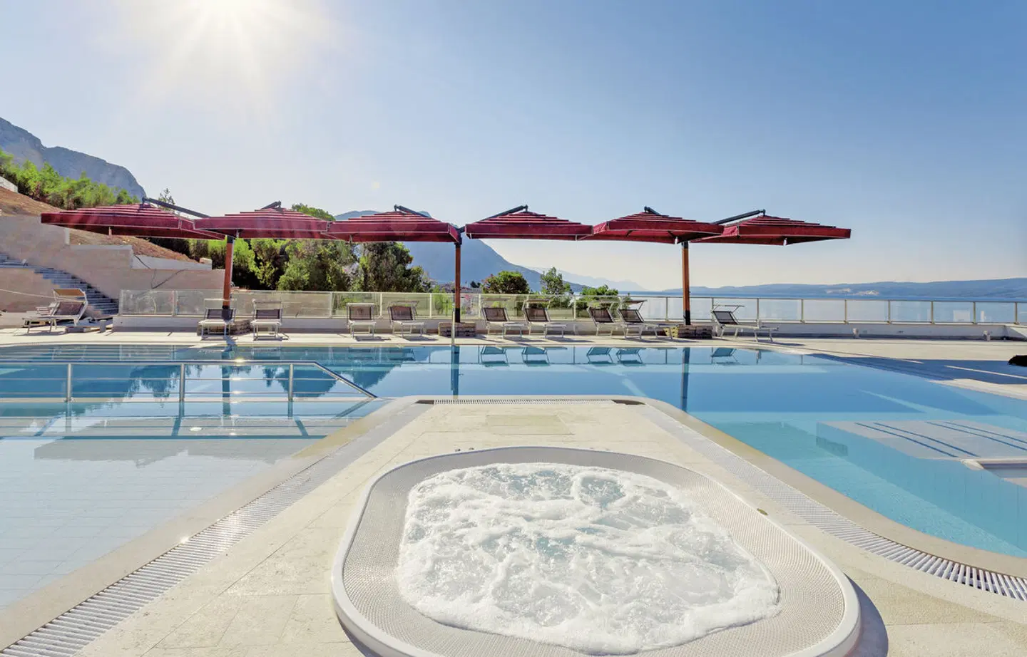 Plaza Duce OUTDOOR_POOL