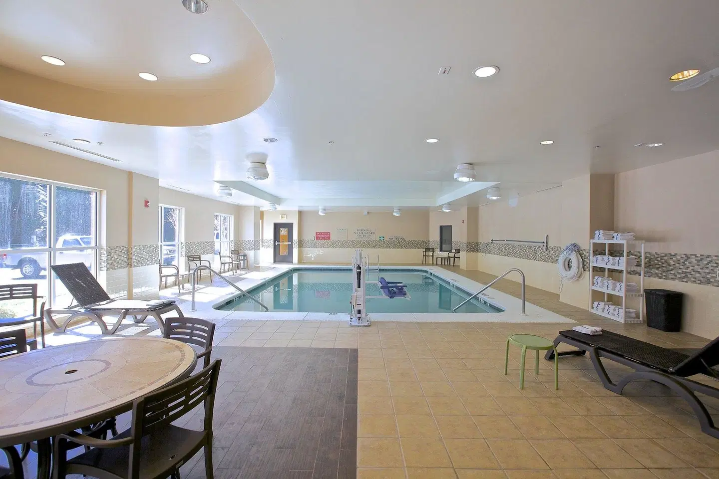 Holiday Inn Express & Suites Atlanta NE - Duluth by IHG Hallenbad