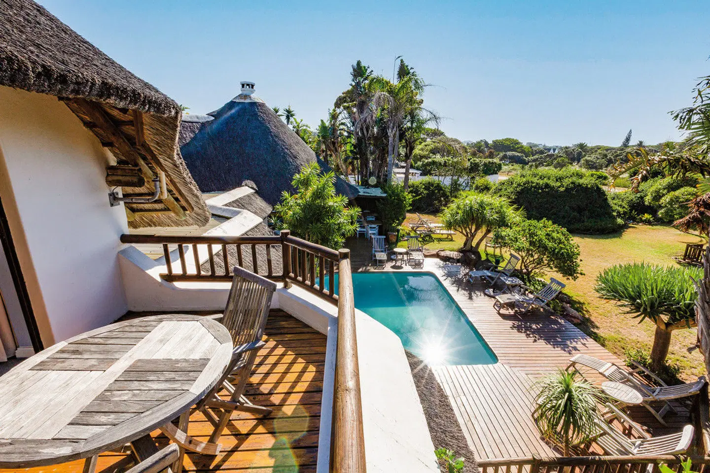 BonBini Guest House OUTDOOR_POOL