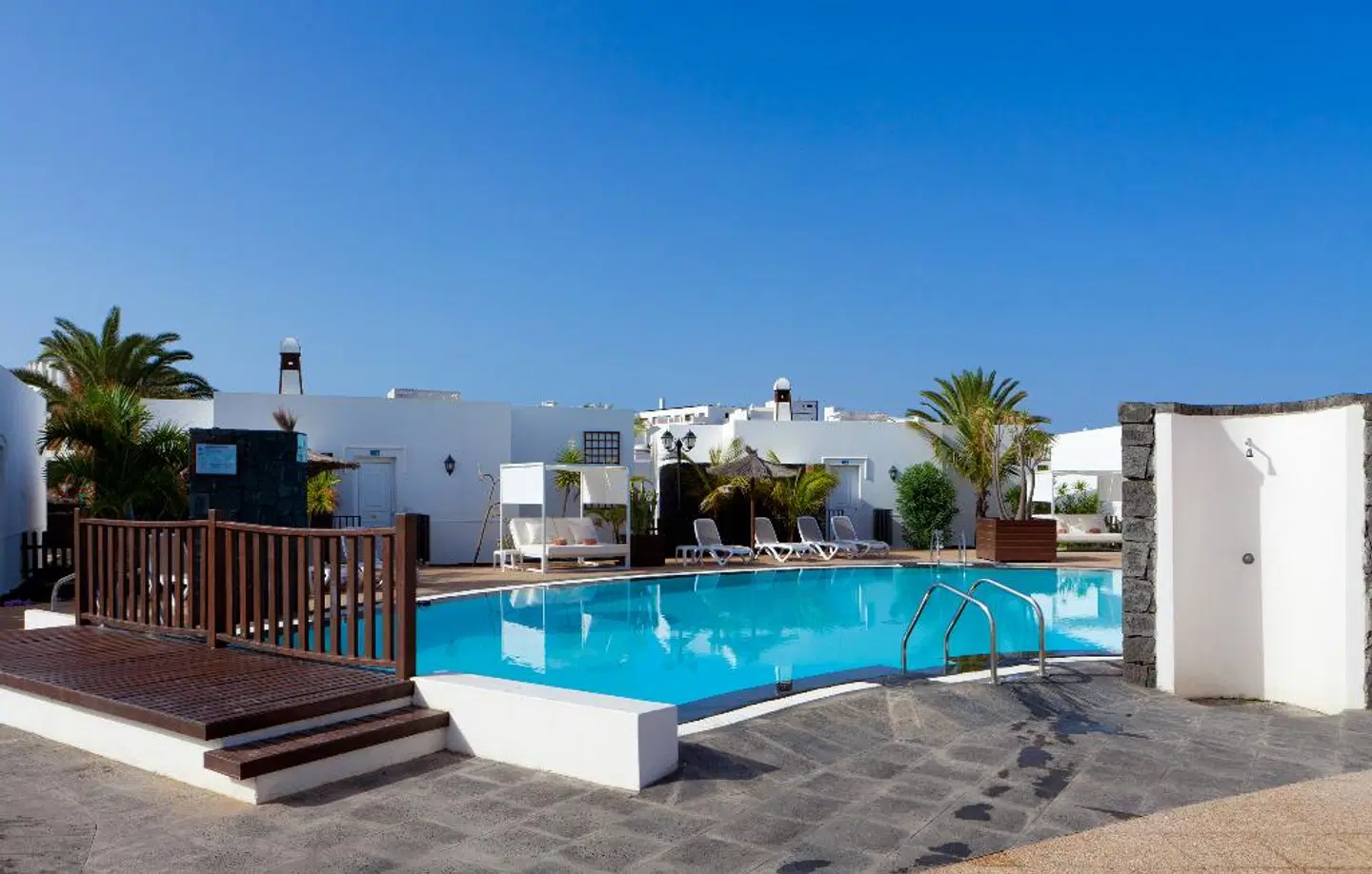 Villas Coloradamar OUTDOOR_POOL