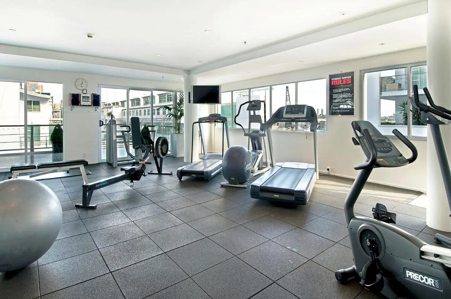 Hilton Auckland SPORTS_AND_LEISURE