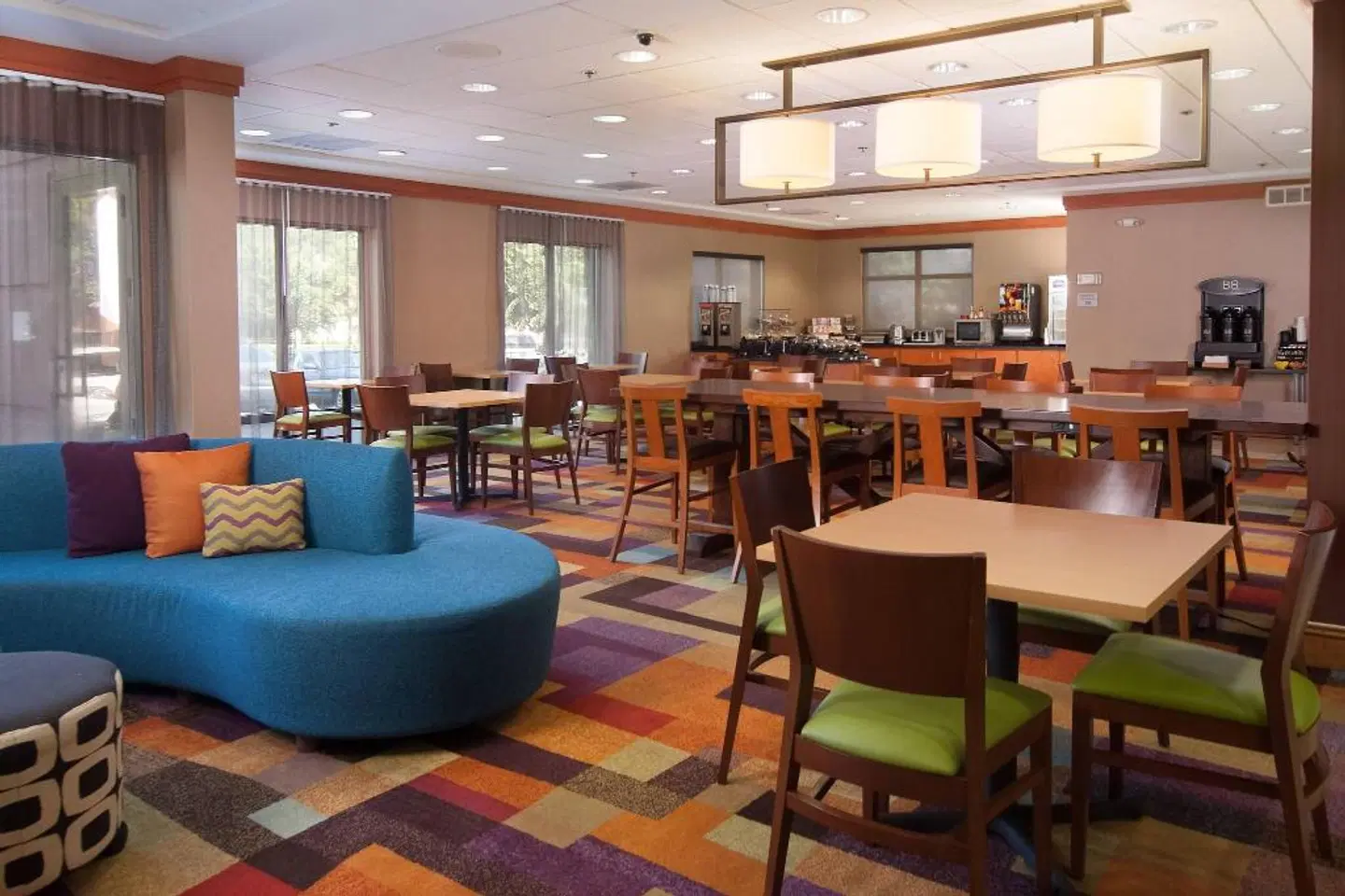 Fairfield by Marriott Inn & Suites Atlanta Airport South/Sullivan Road Bar