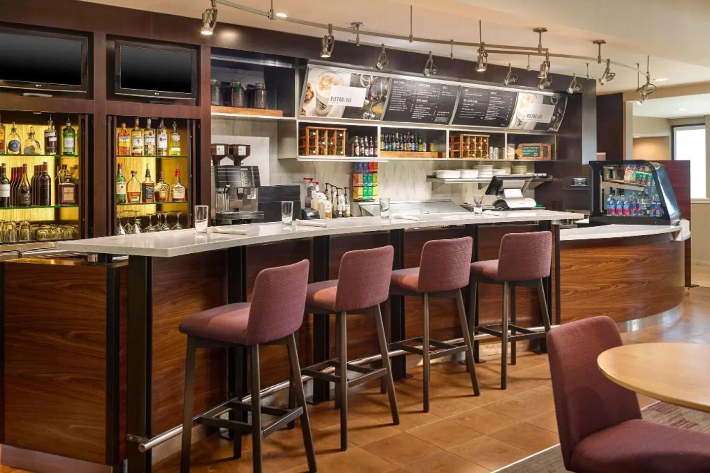 Courtyard by Marriott Atlanta Airport South/Sullivan Road Bar