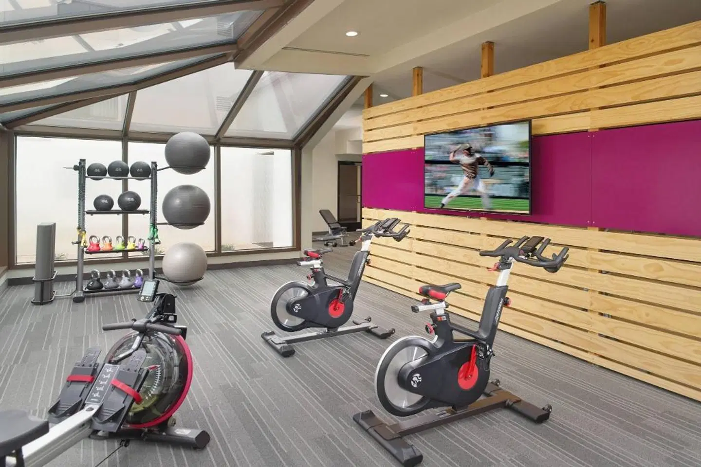 Courtyard by Marriott Atlanta Airport South/Sullivan Road SPORTS_AND_LEISURE