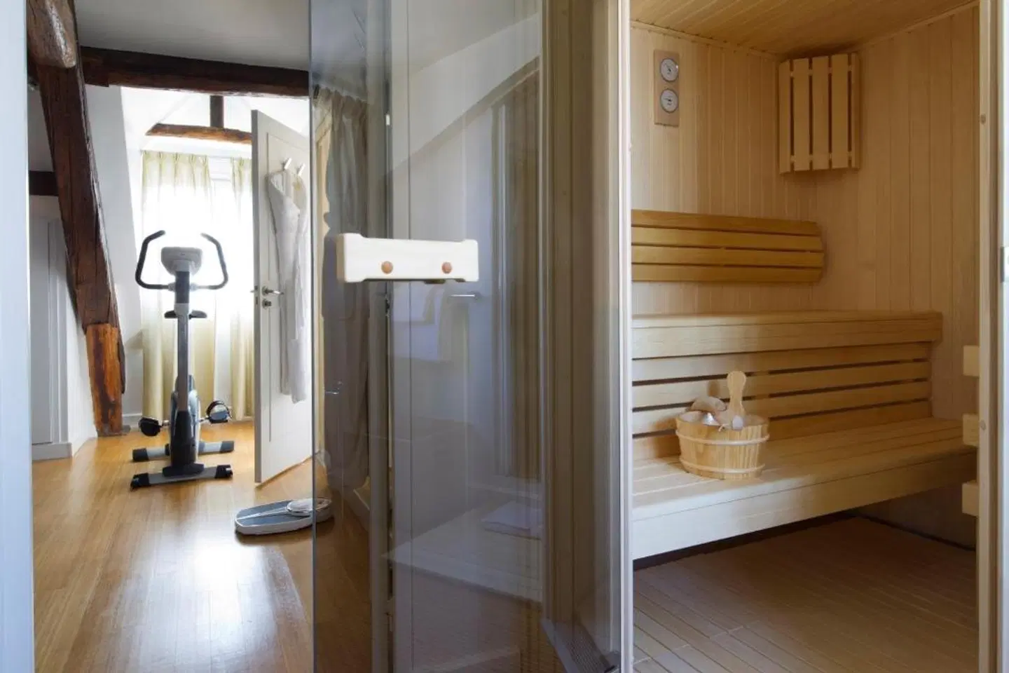 Esprit Saint Germain Badezimmer