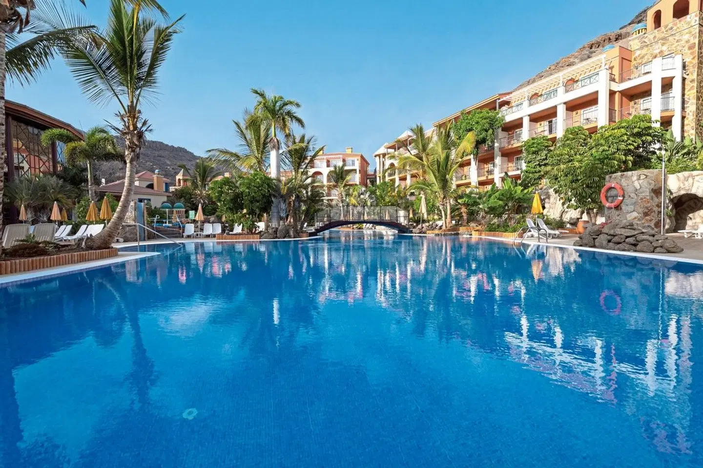 Cordial Mogán Playa OUTDOOR_POOL
