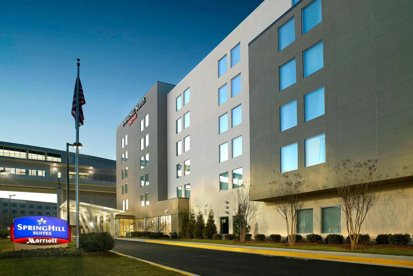 SpringHill Suites by Marriott Atlanta Airport Gateway EXTERIOR