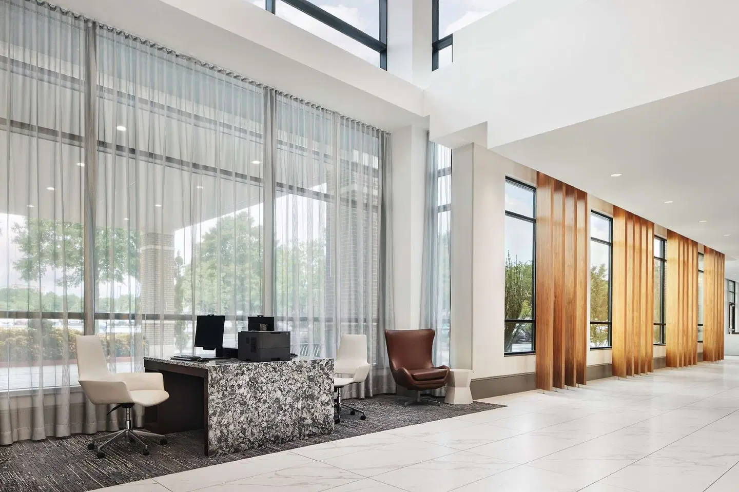 Embassy Suites by Hilton Atlanta Airport North LOUNGE_LOBBY
