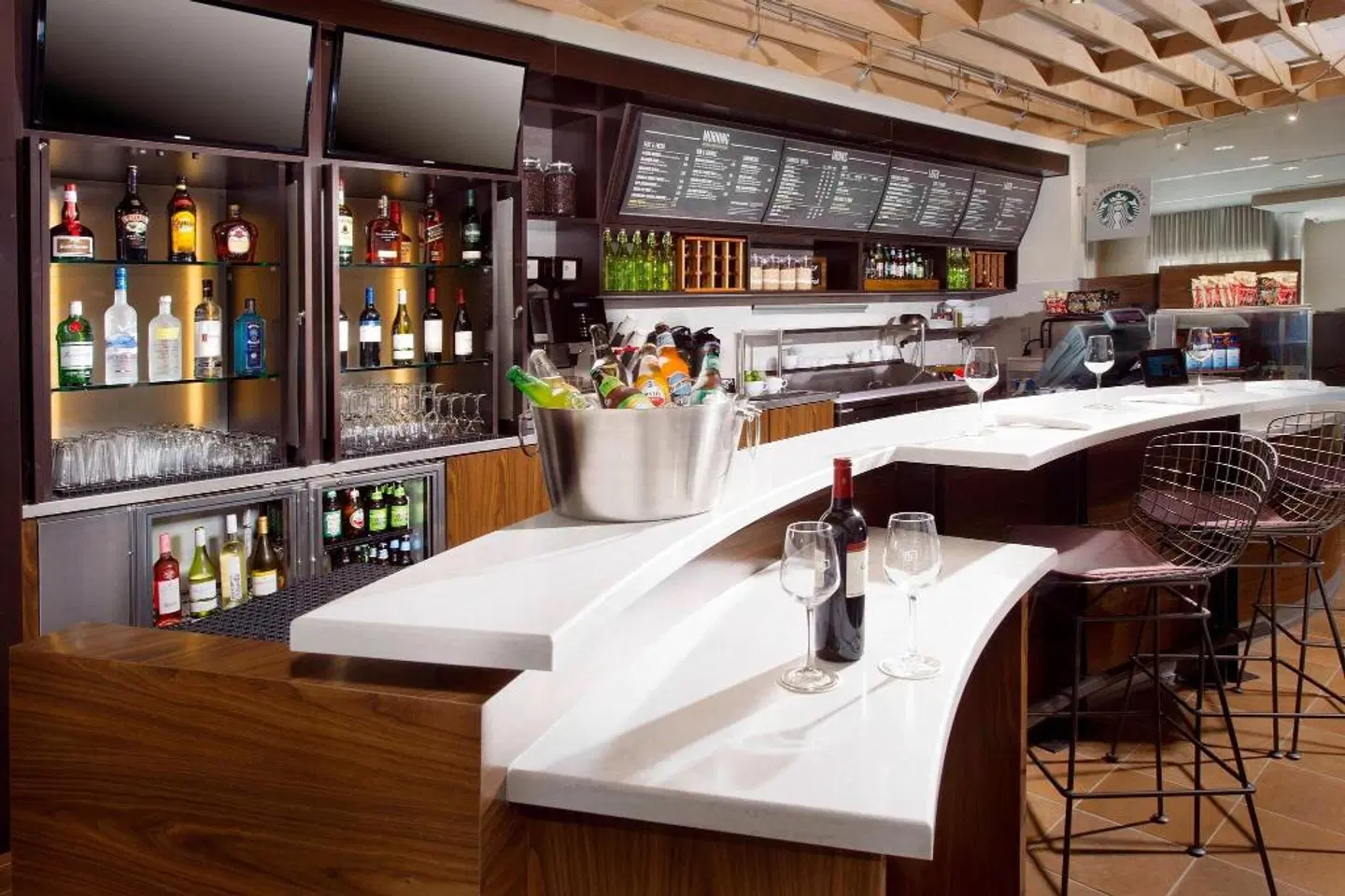 Courtyard by Marriott Atlanta NE/Duluth Sugarloaf Restaurant