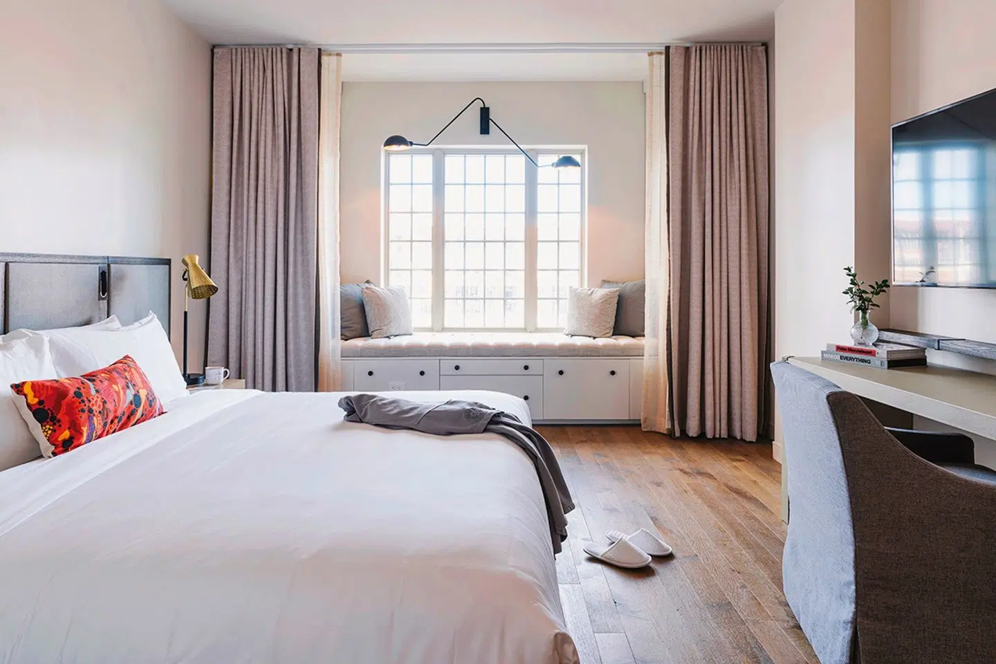 The Alida, Savannah, a Tribute Portfolio Hotel ROOM_EXAMPLE