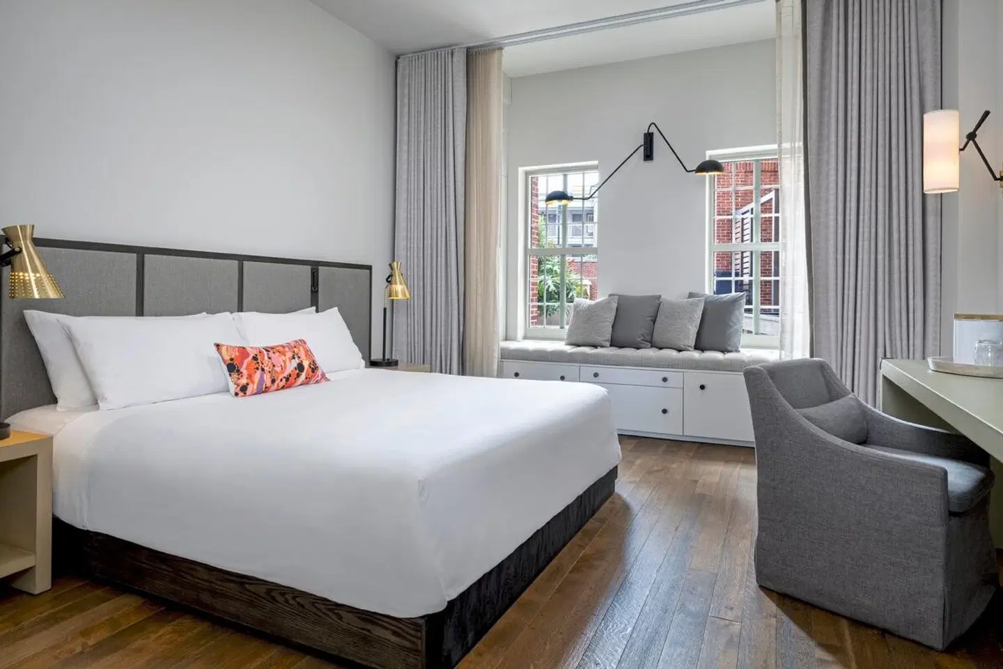 The Alida, Savannah, a Tribute Portfolio Hotel ROOM_EXAMPLE