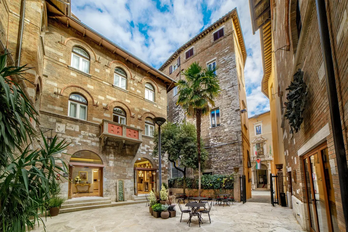 Rosetta Hotel Perugia, Tapestry Collection by Hilton EXTERIOR